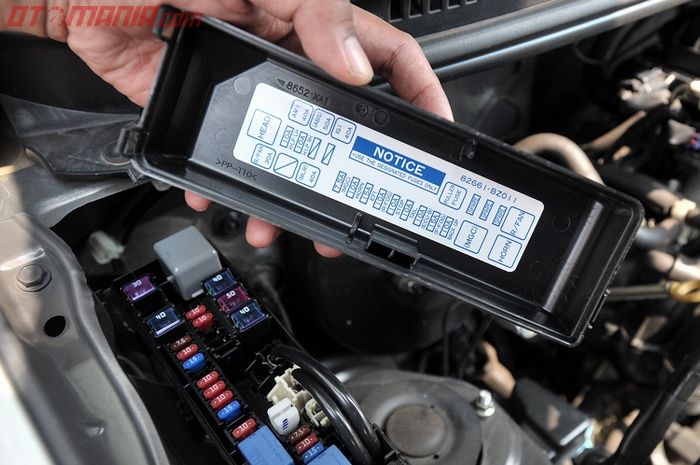 5 Risiko Jika Aksesoris Mobil Tanpa Sekring Tambahan, Jangan Dianggap Sepele! - 5 Risiko Jika Aksesoris Mobil Tanpa Sekring Tambahan, Jangan Dianggap Sepele!