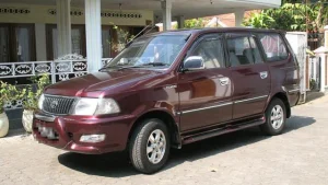 Mobil Touring Terbaik untuk Liburan Jauh di Indonesia