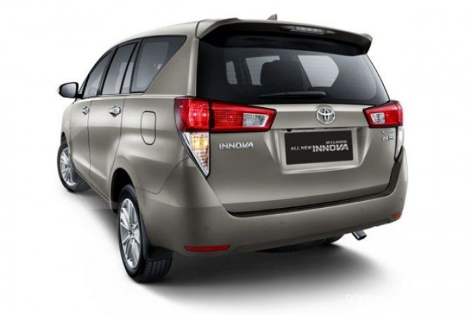 harga mobil bekas innova reborn